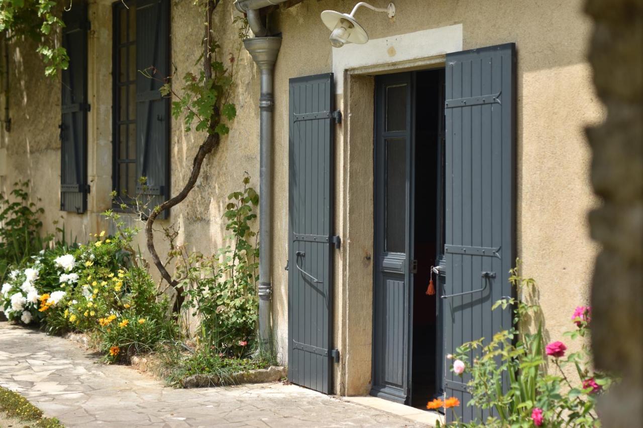 Un Jardin Et Trois Maisons Brux Exterior foto
